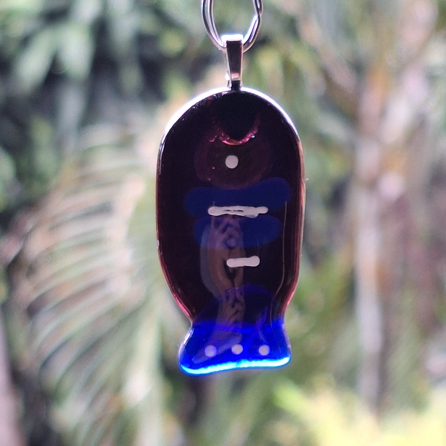 Dije pez cola azul