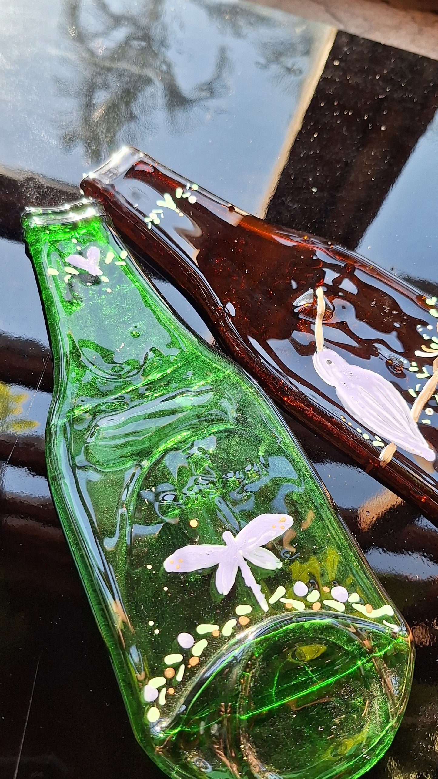 Platos de botellas aplanado