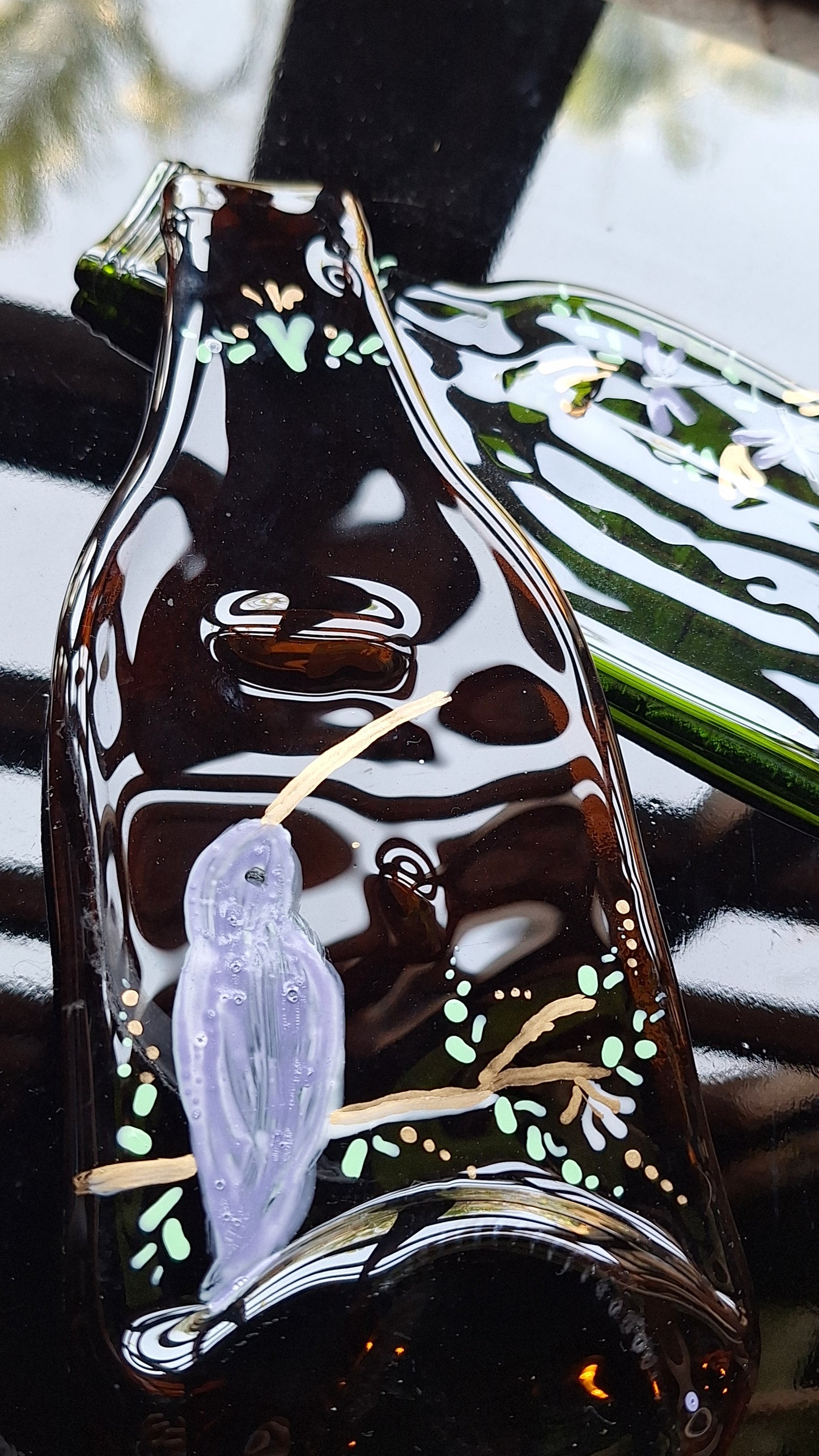 Platos de botellas aplanada