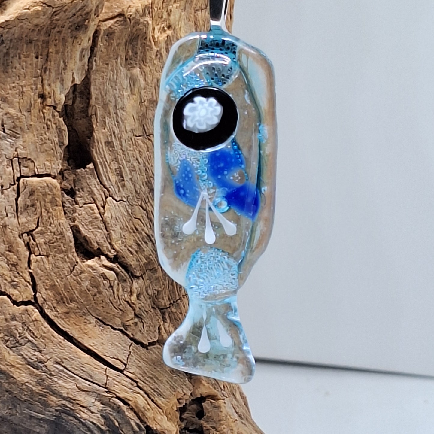 Dije pez azul