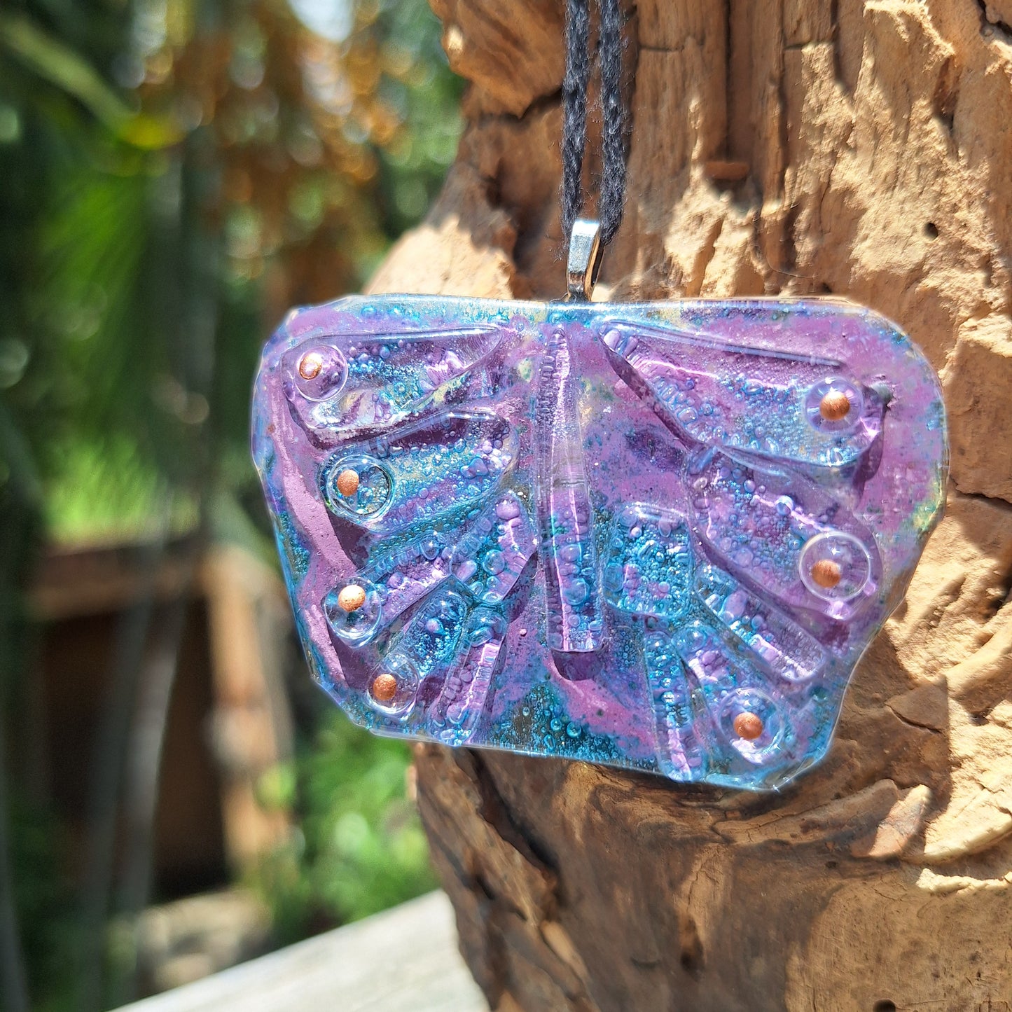 Dije mariposa morado y azul