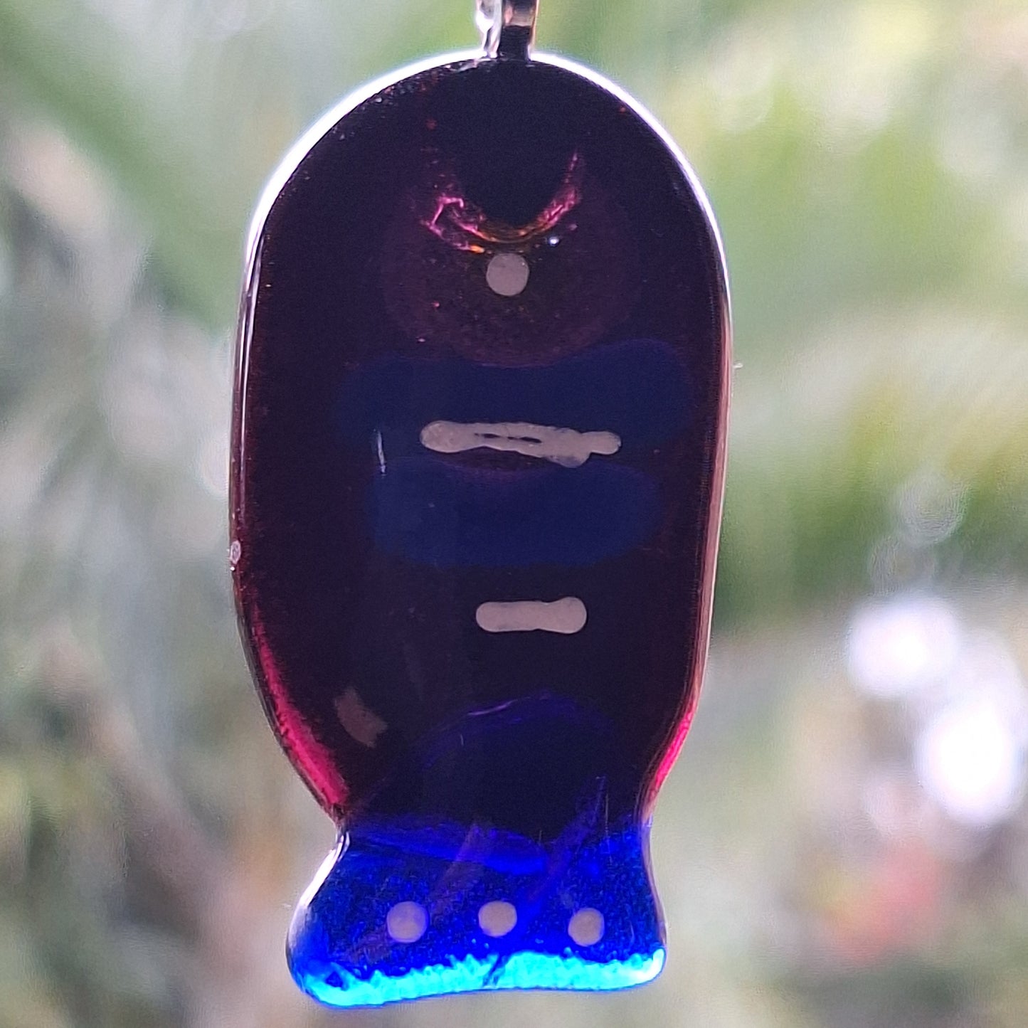 Dije pez cola azul