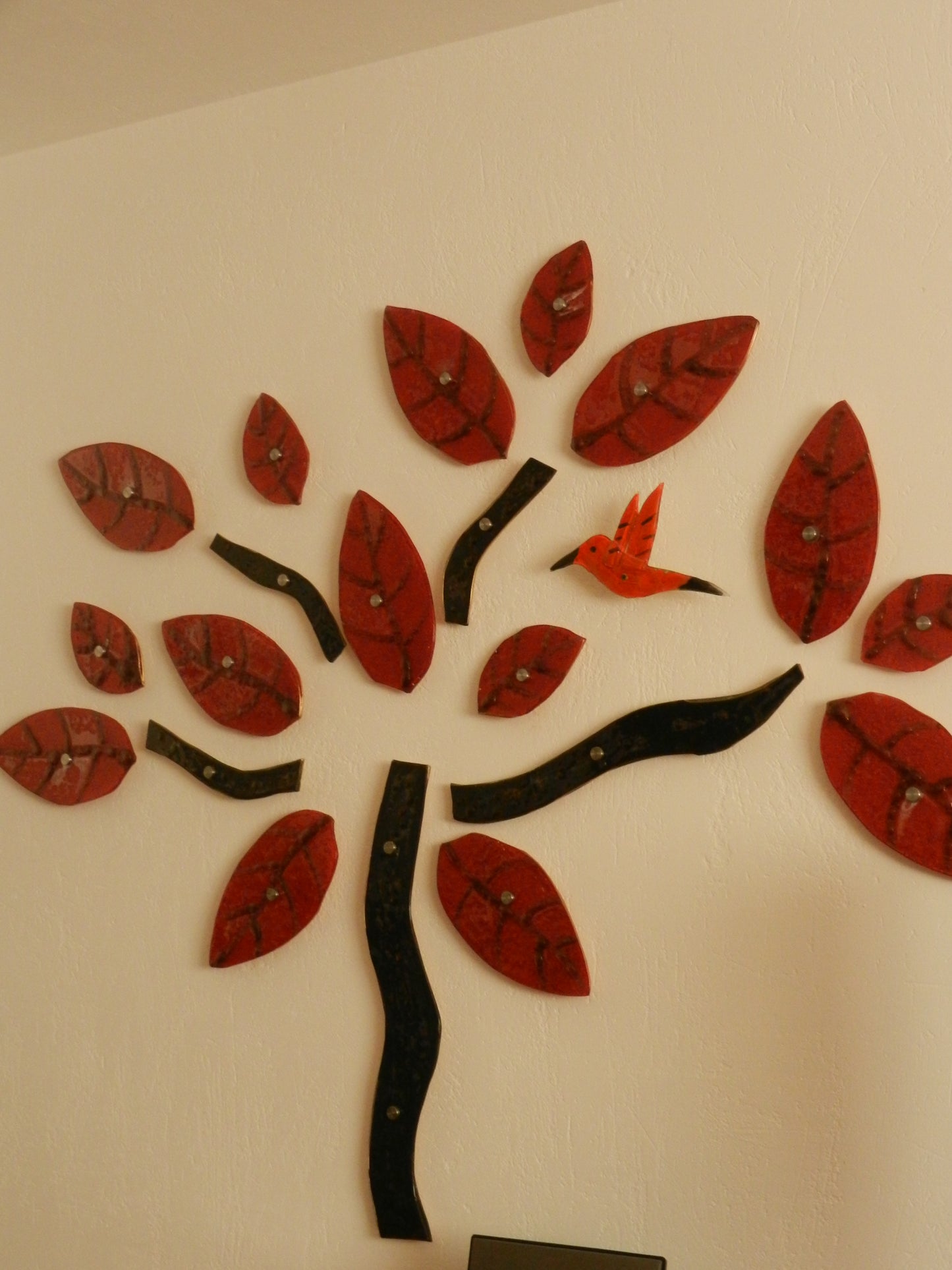 arbol de la vida mediano rojo en vidrio fusionado 8treinta