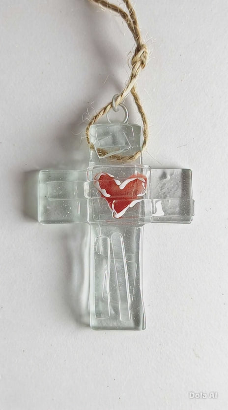 Cruz corazon rojo