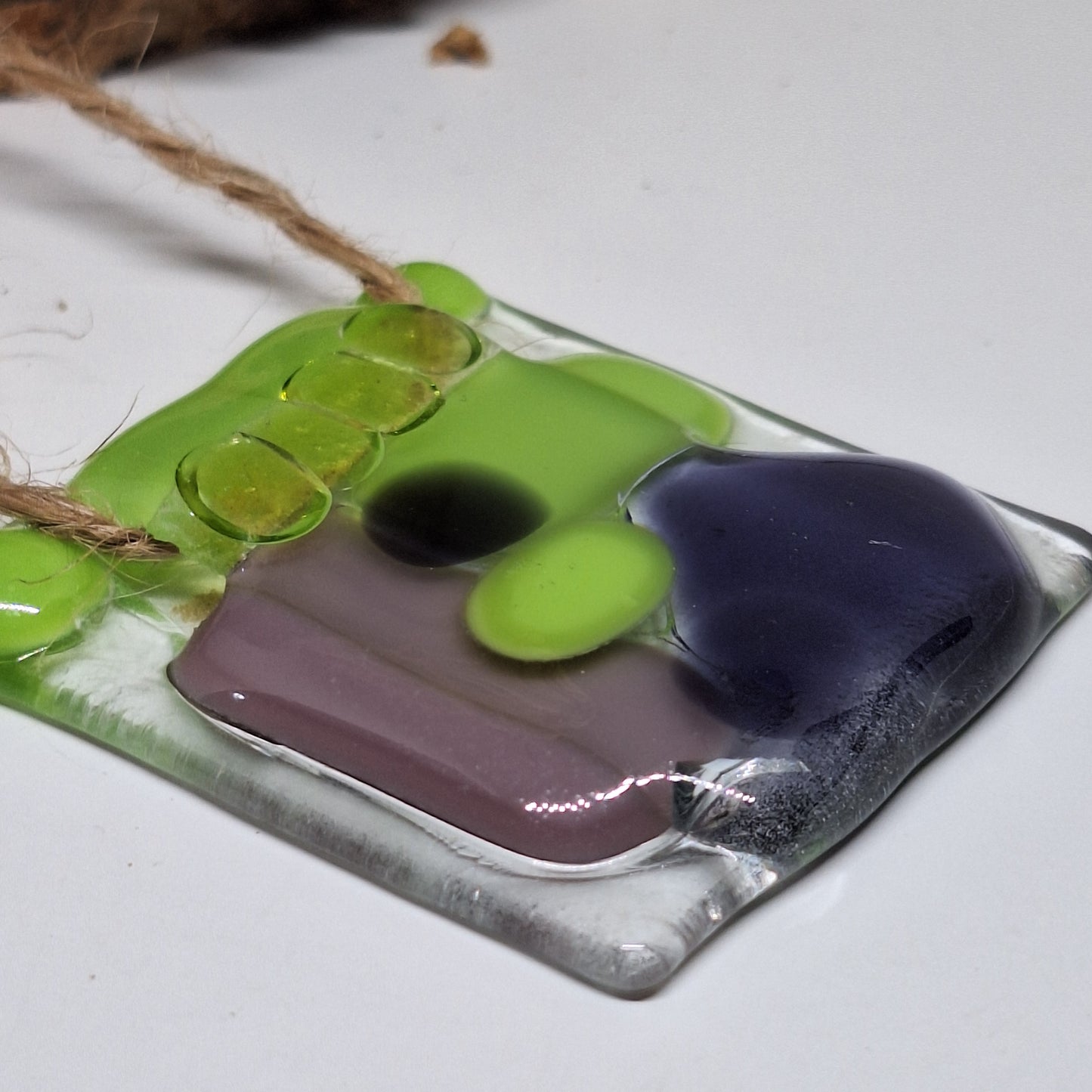 Dije semillas en verde