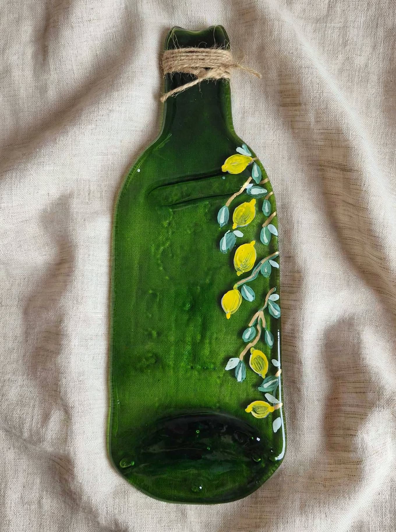 3 platos de botella limón amarillo