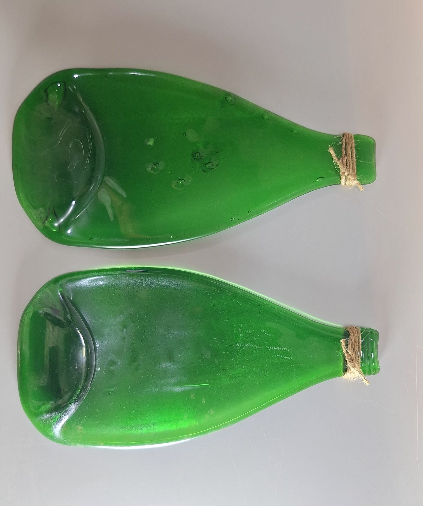Platos reciclados esmeralda