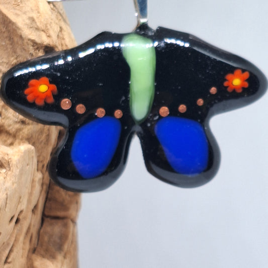 Dije mariposa